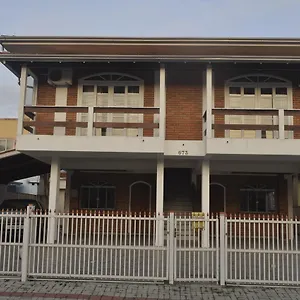 Pensión Residencial Ilha Bela, Bombinhas